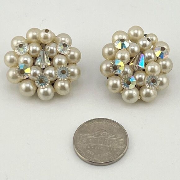 Vintage Earrings Pearl & Aurora Borealis Large Clip Ons Silver Tone - Picture 2 of 4